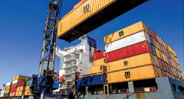 Balança comercial registra superávit de US$ 6,4 bilhões em março