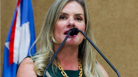 Ivana Bastos deixa disputa pela 1ª vice da Assembleia Legislativa da Bahia