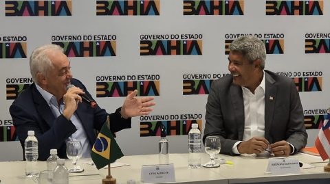 Senador Otto Alencar participa de reunião com governador Jerônimo e reforça parceria.