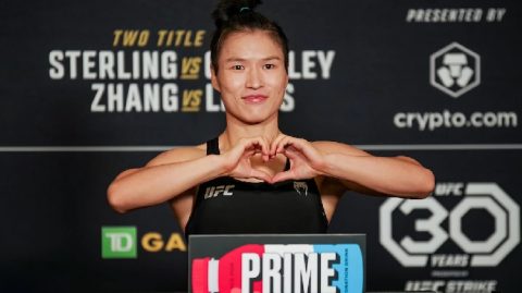 Zhang Weili vence, encerra invencibilidade de Tatiana Suarez e mantém cinturão no UFC 312