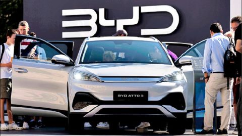 O que explica a explosão de vendas de carros da BYD no mercado brasileiro