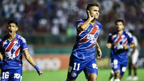 Bahia goleia o Jacuipense e enfrenta o Vitória na final do Baianão