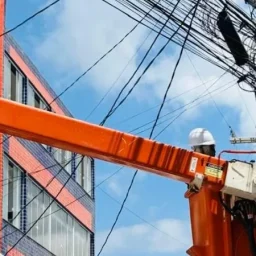 Coelba remove 5 toneladas de cabos irregulares em Operação Gatonet