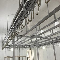 Prefeitura inaugura nova Câmara Frigorífica Municipal em Ibirataia