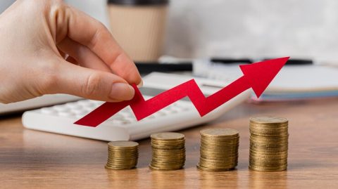 Banco Central eleva Selic a 14,75%, maior patamar em quase 20 anos