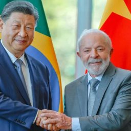 Brasil e China devem fechar 16 acordos em nova visita de Lula a Pequim