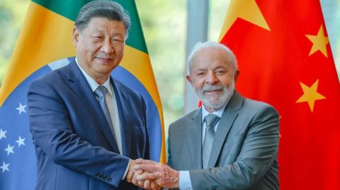 Brasil e China devem fechar 16 acordos em nova visita de Lula a Pequim