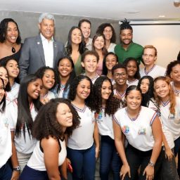 Governo da Bahia lança CNH gratuita para jovens e inscritos no CadÚnico