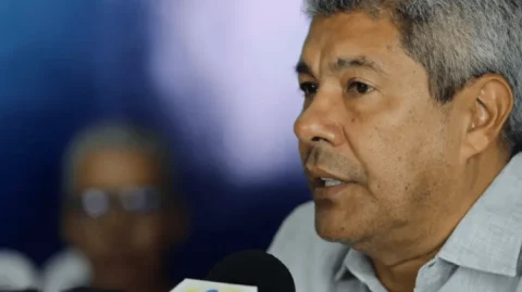 Jerônimo cobra ‘seriedade’ após notícia de que Rui poderia voltar ao governo da Bahia