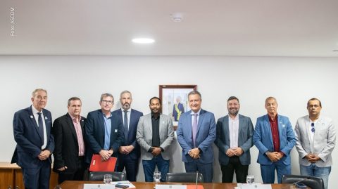 Ministro Rui Costa anuncia construção de nova ponte sobre o Rio Jequitinhonha em tempo recorde