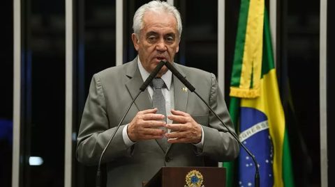 Otto Alencar faz desabafo e revela que resistiu a pressão para romper com o PT