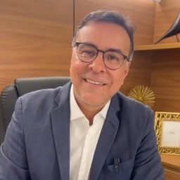Prefeito Sandro Futuca valoriza professores e anuncia reajuste salarial em Ibirataia