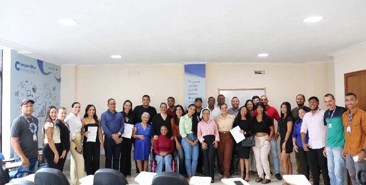 Prefeitura de Gandu empossa estagiários selecionados no Programa Jovem que Avança