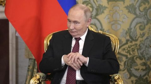 Rússia adia possibilidade de cessar-fogo exigido por aliados de Kiev e sugere conversas ‘diretas’ em Istambul