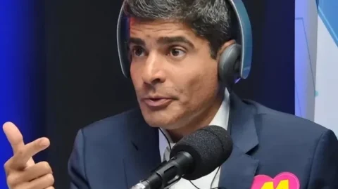 Após o “tanto faz”, ACM Neto diz ser contra a neutralidade para 2026