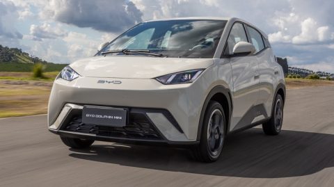 BYD bate mais um recorde em maio, ultrapassa Toyota e já é a 4ª marca que mais vende veículos no Brasil