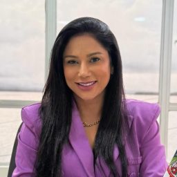 Cíntia Rosemberg assume interinamente o comando da Prefeitura de Cairu