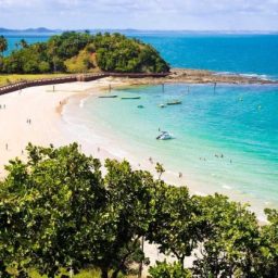 Localidade na Ilha dos Frades ganha prêmio de ‘Melhor praia de enclave’ do mundo em 2025