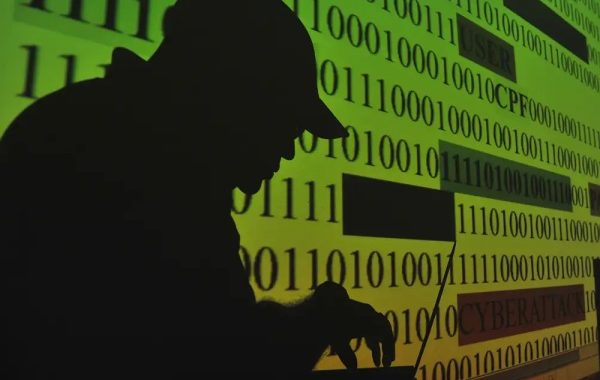 Megavazamento global expõe 16 bilhões de senhas e credenciais e FBI emite alerta
