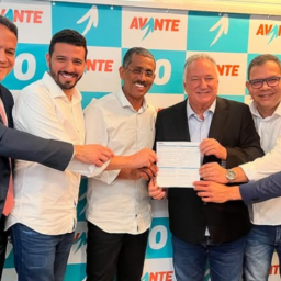 Prefeito de São Miguel das Matas, Baleia, filia-se ao Avante de Carletto e fortalece base de Jerônimo Rodrigues
