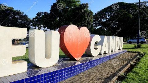 Prefeitura de Gandu antecipa salário de junho e injeta R$ 7 milhões na economia do município