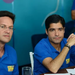 Rompido com Neto, João Roma volta a defender união da oposição em 2026