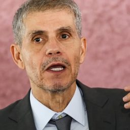 Sidônio e Gleisi defendem Haddad após derrubada do IOF no Congresso