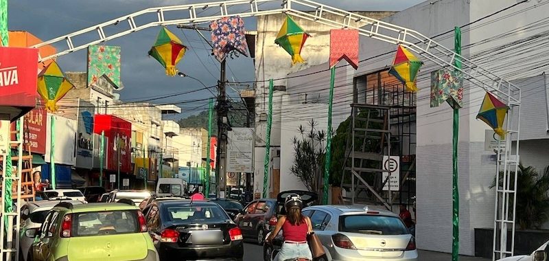 Pesquisa aponta que comércio local cresce 61% durante festejos de São João na Bahia