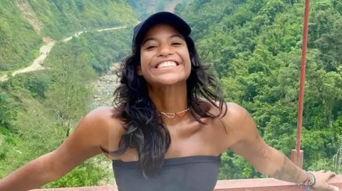 Corpo de Juliana Marins chega ao Brasil seis dias após ser resgatado na Indonésia