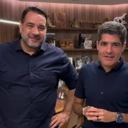 Depois de foto com Jerônimo, deputado tem reunião e reforça apoio a ACM Neto