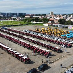 Governo da Bahia realiza entrega de mais de 14 mil máquinas e equipamentos para a agricultura familiar