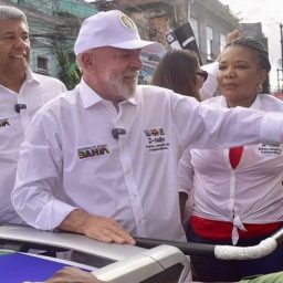 Lula participa do Dois de Julho pelo quarto ano consecutivo