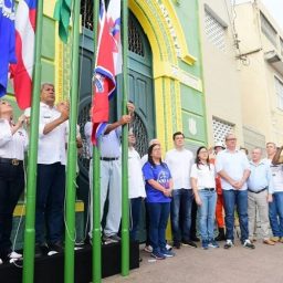 2 de julho: Prefeito celebra independência, rebate crise e mira expansão política em 2026