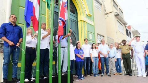 2 de julho: Prefeito celebra independência, rebate crise e mira expansão política em 2026