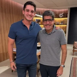 Após ameaçar romper, Marcelinho Veiga se reúne com ACM Neto