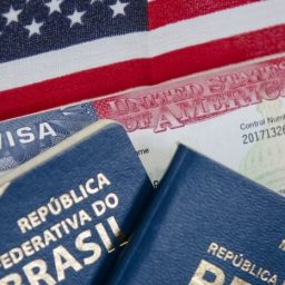 Brasil fica fora de programa dos EUA que exige caução de até US$ 15 mil para visto