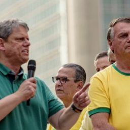 Tarcísio de Freitas quebra silêncio e fala sobre a prisão de Bolsonaro: ‘Preso antes do julgamento começar’