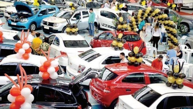 Veículos seminovos batem 4,3 mi de vendas no Brasil no 1º trimestre de 2026