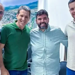 Adolpho Loyola reforça aliança em visita a Jequié e aproximação com Zé Cocá