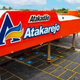Atakarejo inaugura nova loja em Itabuna