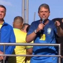 Centrão pressiona bolsonaro a apoiar sucessor fora da família antes de cumprir pena em regime fechado