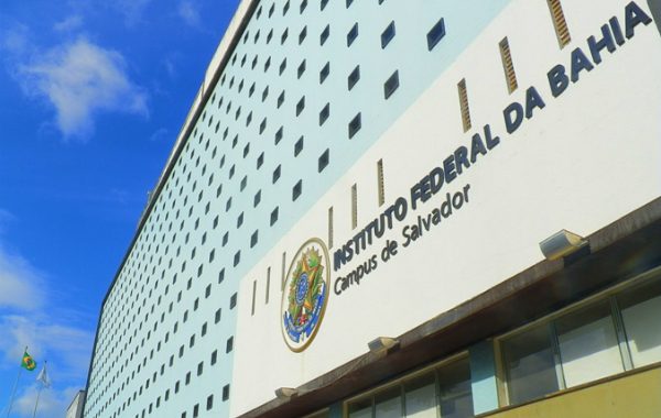 IFBA abre inscrições para 200 vagas em capacitações gratuitas voltadas a profissionais da saúde