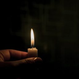 Apagão atinge pelo menos sete estados brasileiros durante a madrugada