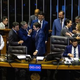 Câmara aprova isenção de IR até R$ 5 mil: veja como o projeto mexe no bolso de cada classe social. Ricos pagarão a conta