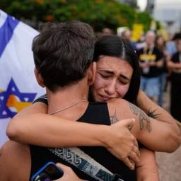 Israel aprova acordo com Hamas para fim da guerra na Faixa de Gaza