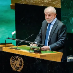 Pesquisa diz que Lula saiu mais forte após encontro com Trump na ONU