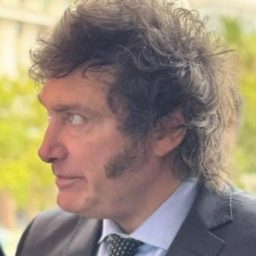 “Fora, Milei!”: presidente argentino é expulso de mais um ato de campanha