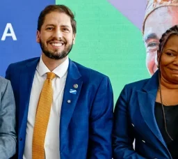 Lula brinca que Margareth Menezes era um “desastre” no microfone e diz que ministra agora “parece até candidata”