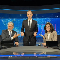William Bonner se despede do Jornal Nacional após 29 anos; veja momento