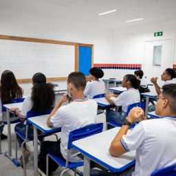 Governo da Bahia define calendário de matrículas da rede estadual para 2026